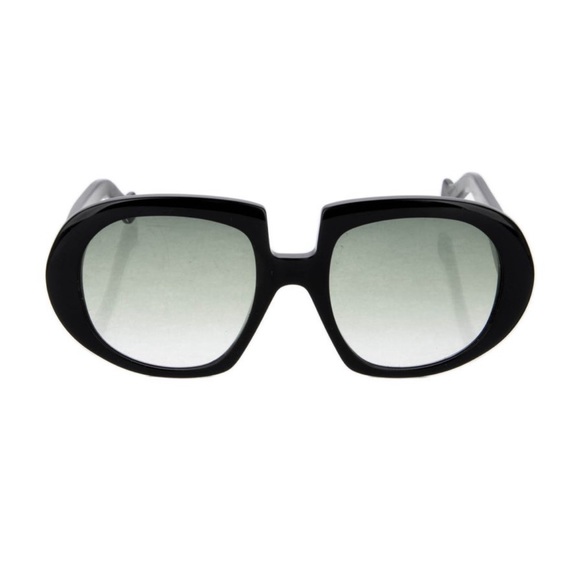 Loewe Oversize Gradient Sunglasses - Picture 2 of 3